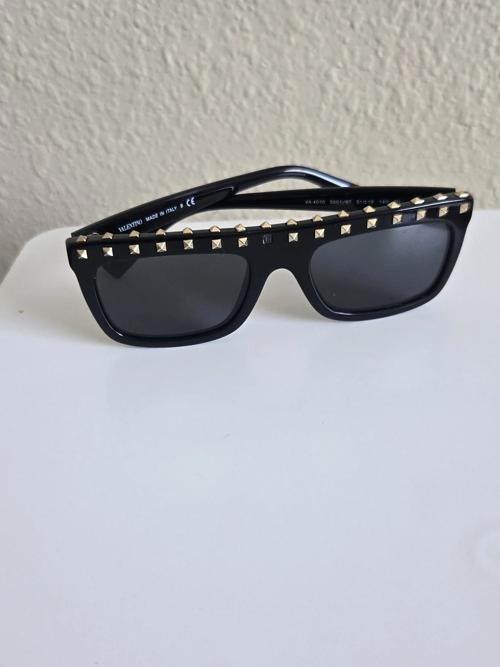 Valentino Rockstud Sunglasses Black VA 4010 5001/87 Designer Shades Italy 51mm